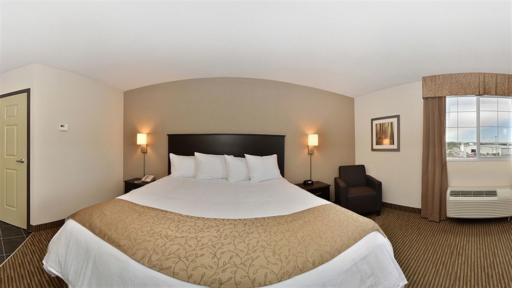 Quality Inn & Suites Томпсон Экстерьер фото